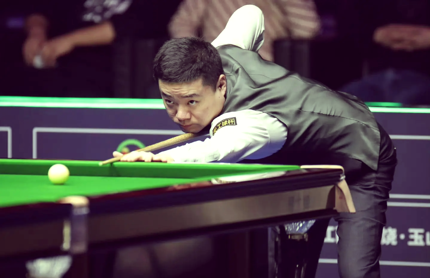 IMdianjingsports-费德勒强势横扫丁俊晖晋级半决赛，状态火热！